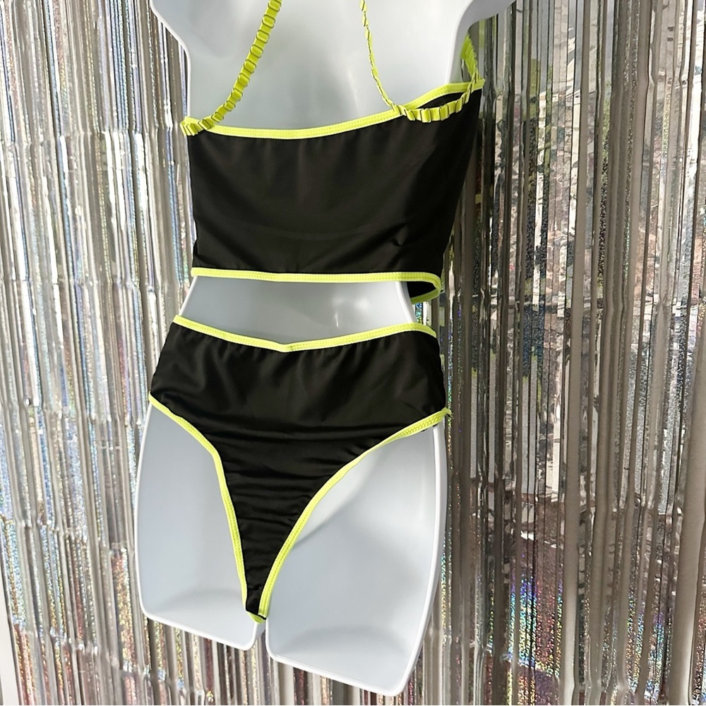 Neon Yellow & Sheer Black Strappy Choker Kinky Lingerie Set Women’s Size Medium - Picture 7 of 8